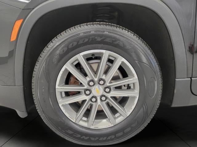 2023 Chevrolet Traverse — rear three-quarter view